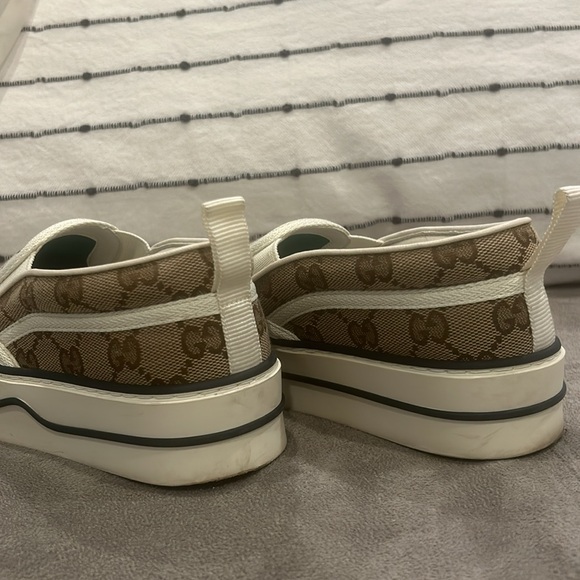 GUCCI tennis 1977 slip on canvas sneaker size 36/6
Very lightly worn - Picture 4 of 6